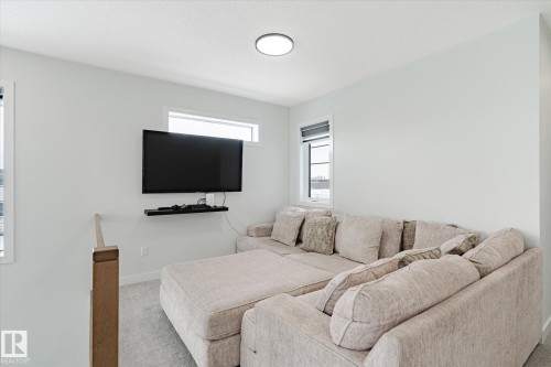 353 Roberts Wynd, Leduc, AB - Indoor