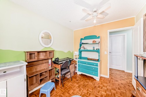 4315 89 Street, Edmonton, AB - Indoor