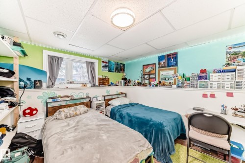 4315 89 Street, Edmonton, AB - Indoor Photo Showing Bedroom