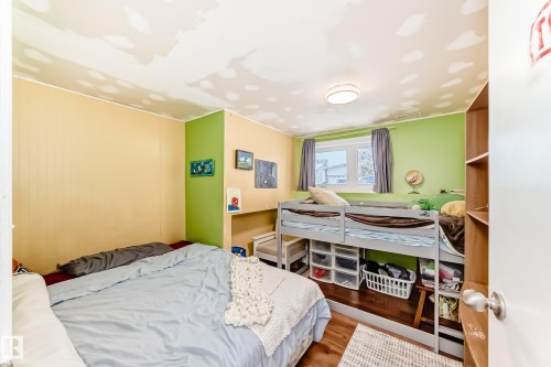 4315 89 Street, Edmonton, AB - Indoor Photo Showing Bedroom
