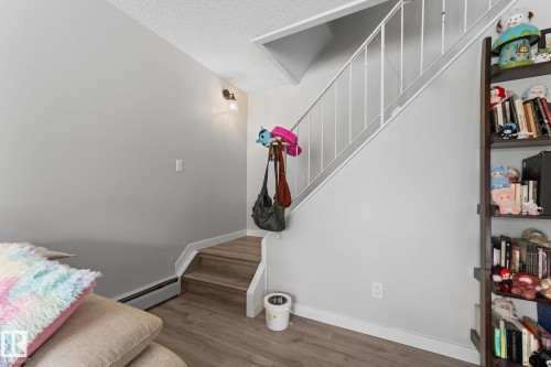 10 11219 103A Avenue, Edmonton, AB - Indoor Photo Showing Other Room