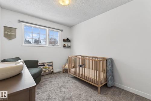 632 Wahstao Road, Edmonton, AB - Indoor Photo Showing Other Room