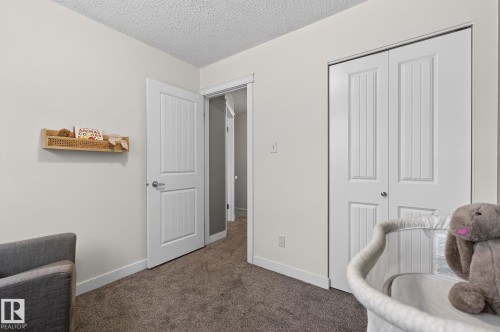 632 Wahstao Road, Edmonton, AB - Indoor Photo Showing Bedroom