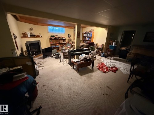 5935 189 Street, Edmonton, AB - Indoor