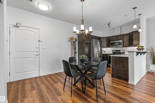 Edmonton, AB - Indoor