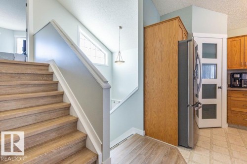 5 Lamplight Drive, Spruce Grove, AB - Indoor