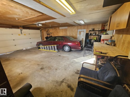 View of garage - 8512 131 Avenue, Edmonton, AB - Indoor Photo Showing Garage