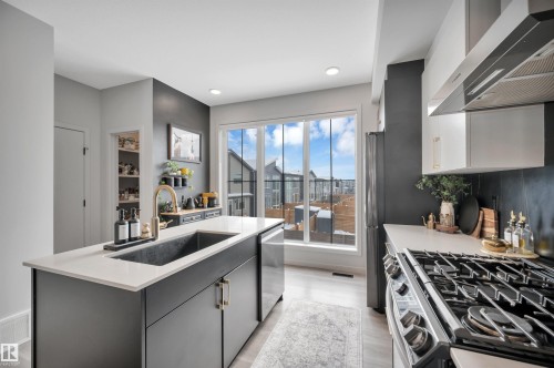 3306 Kulay Way, Edmonton, AB - Indoor Photo Showing Kitchen
