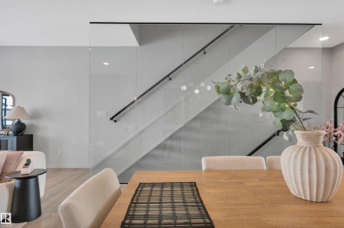 3306 Kulay Way, Edmonton, AB - Indoor