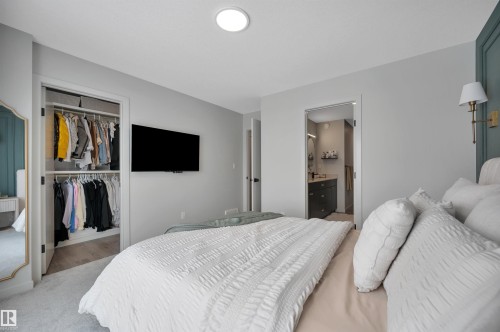 3306 Kulay Way, Edmonton, AB - Indoor Photo Showing Bedroom