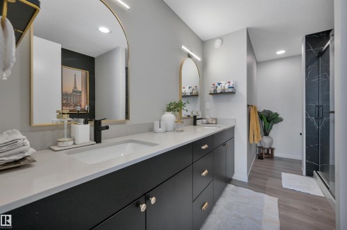 3306 Kulay Way, Edmonton, AB - Indoor Photo Showing Bathroom