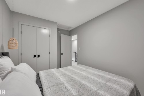 3306 Kulay Way, Edmonton, AB - Indoor Photo Showing Bedroom