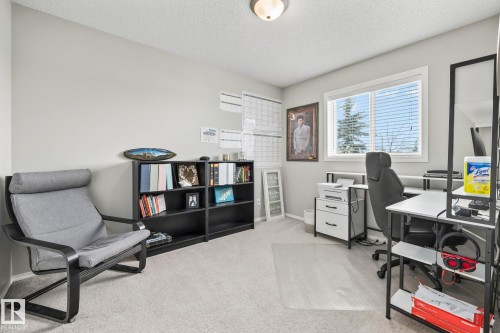 21 Huntington, Spruce Grove, AB - Indoor Photo Showing Office