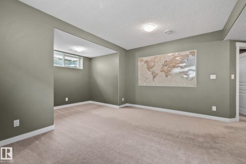 21 Huntington, Spruce Grove, AB - Indoor Photo Showing Other Room