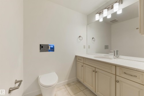 705 2755 109 Street, Edmonton, AB - Indoor Photo Showing Bathroom
