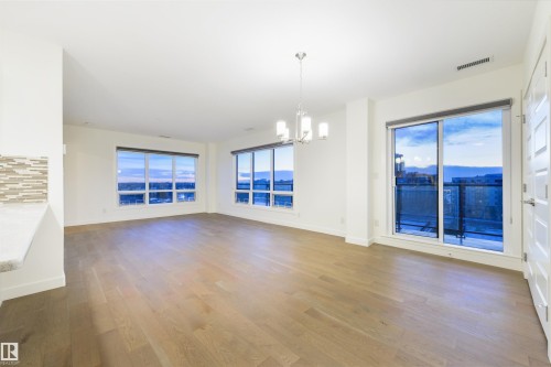 705 2755 109 Street, Edmonton, AB - Indoor