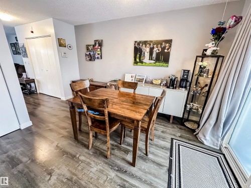 3521 41B Avenue, Edmonton, AB - Indoor Photo Showing Dining Room