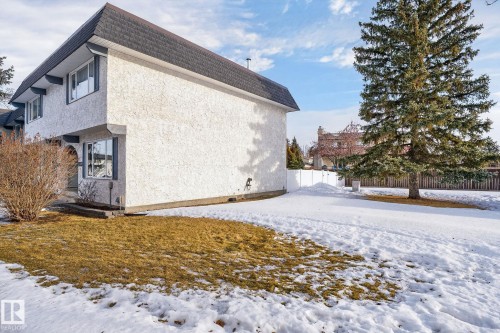 11349 22 Avenue, Edmonton, AB - Outdoor