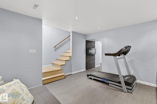 11349 22 Avenue, Edmonton, AB - Indoor Photo Showing Gym Room