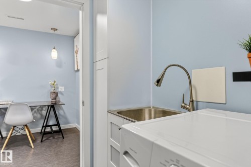 11349 22 Avenue, Edmonton, AB - Indoor Photo Showing Other Room