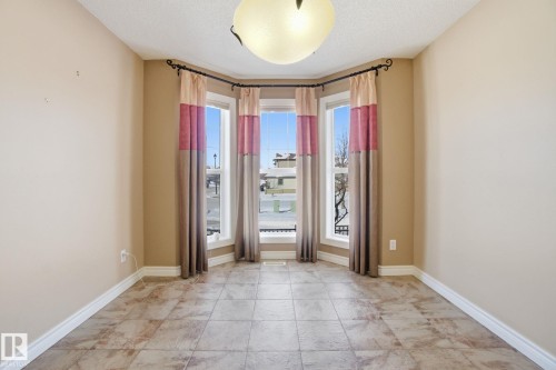 61 Suntree Promenade, Leduc, AB - Indoor Photo Showing Other Room