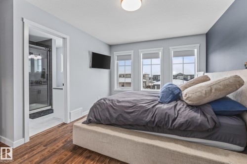 597 Meadowview Drive, Fort Saskatchewan, AB - Indoor Photo Showing Bedroom