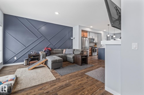 597 Meadowview Drive, Fort Saskatchewan, AB - Indoor Photo Showing Living Room