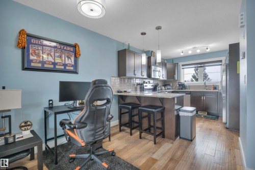 255 401 Southfork Drive, Leduc, AB - Indoor