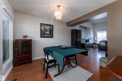 5359 Hill View Crescent, Edmonton, AB - Indoor