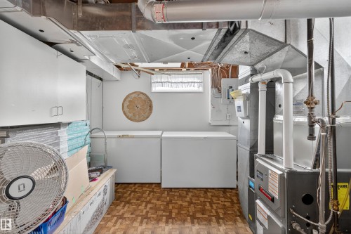 7719 71 Avenue, Edmonton, AB - Indoor