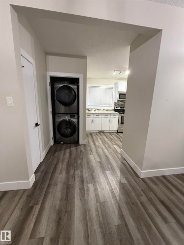 7604 7606 75 Street, Edmonton, AB - Indoor