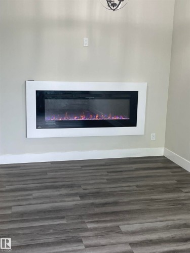 7604 7606 75 Street, Edmonton, AB - Indoor Photo Showing Other Room
