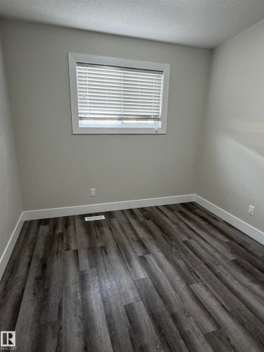7604 7606 75 Street, Edmonton, AB - Indoor Photo Showing Other Room