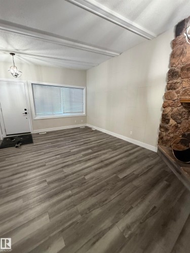 7604 7606 75 Street, Edmonton, AB - Indoor Photo Showing Other Room