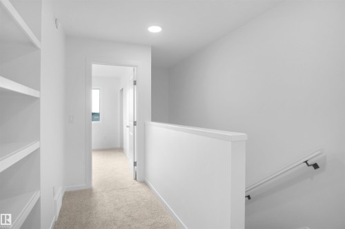 43 1009 Cy Becker Road, Edmonton, AB - Indoor Photo Showing Other Room
