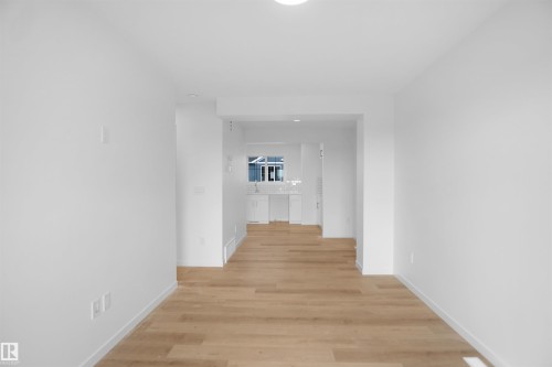 43 1009 Cy Becker Road, Edmonton, AB - Indoor Photo Showing Other Room