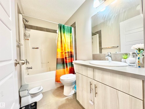 2344 71 Street, Edmonton, AB - Indoor Photo Showing Bathroom