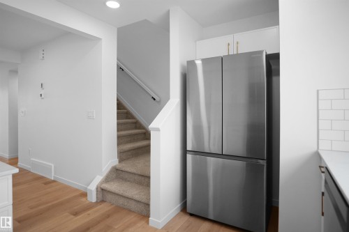 25 531 Merlin Landing Landing, Edmonton, AB - Indoor