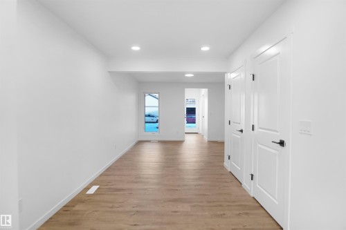 2103 210 Street, Edmonton, AB - Indoor Photo Showing Other Room