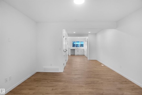 2103 210 Street, Edmonton, AB - Indoor Photo Showing Other Room