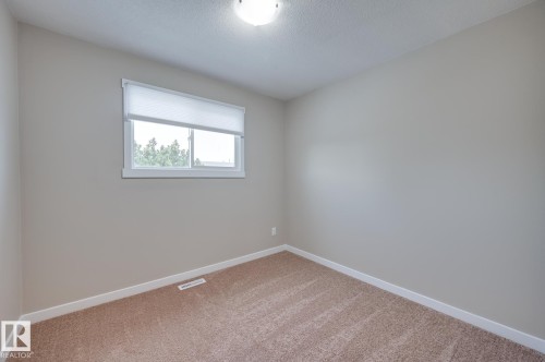 14903 77 Street, Edmonton, AB - Indoor Photo Showing Other Room