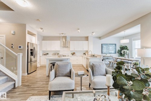 5441 Allbright Square Square, Edmonton, AB - Indoor