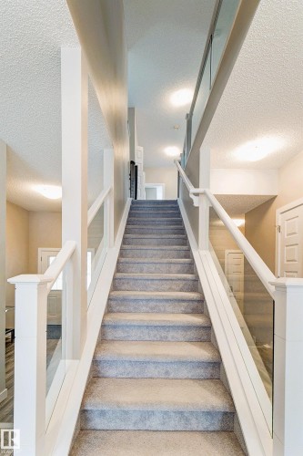 5441 Allbright Square Square, Edmonton, AB - Indoor Photo Showing Other Room