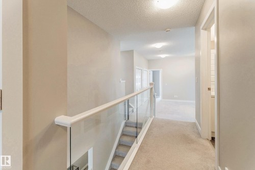 5441 Allbright Square Square, Edmonton, AB - Indoor Photo Showing Other Room