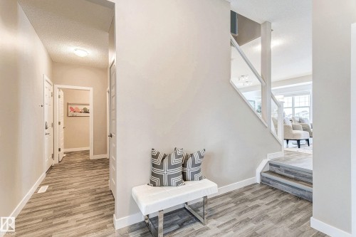 5441 Allbright Square Square, Edmonton, AB - Indoor Photo Showing Other Room