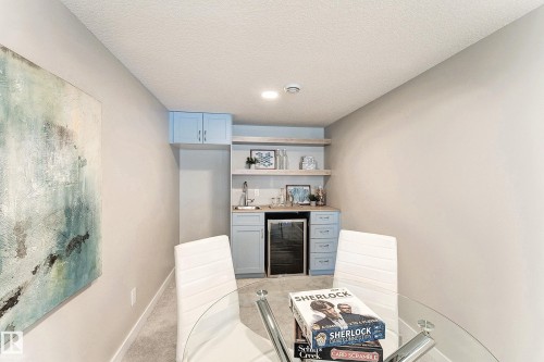 5441 Allbright Square Square, Edmonton, AB - Indoor