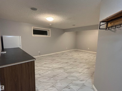 6105 17A Avenue, Edmonton, AB - Indoor