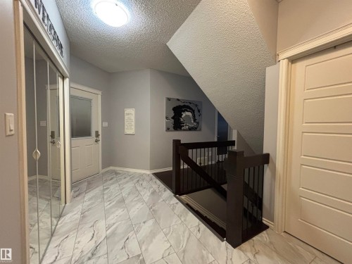 6105 17A Avenue, Edmonton, AB - Indoor Photo Showing Other Room