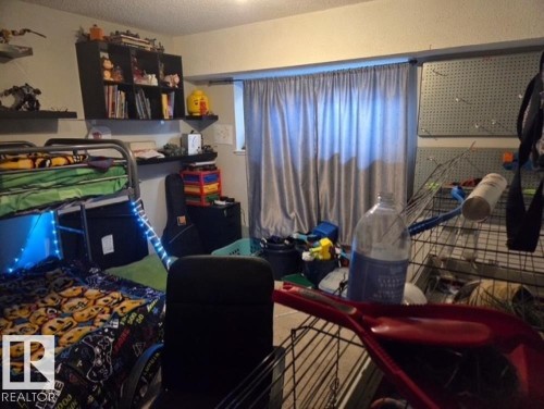 633 Willow Court, Edmonton, AB - Indoor