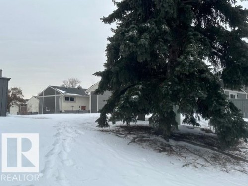 633 Willow Court, Edmonton, AB - Outdoor